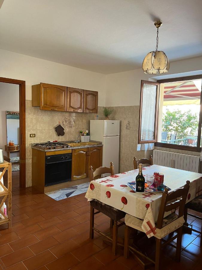 Casa Caterina 2 Storey House, With A Mountain View 托斯科拉诺-马德尔诺 外观 照片